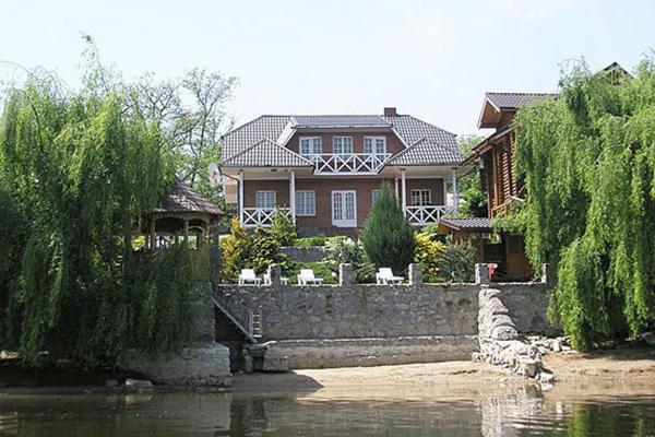 Chayka na Dnistri
